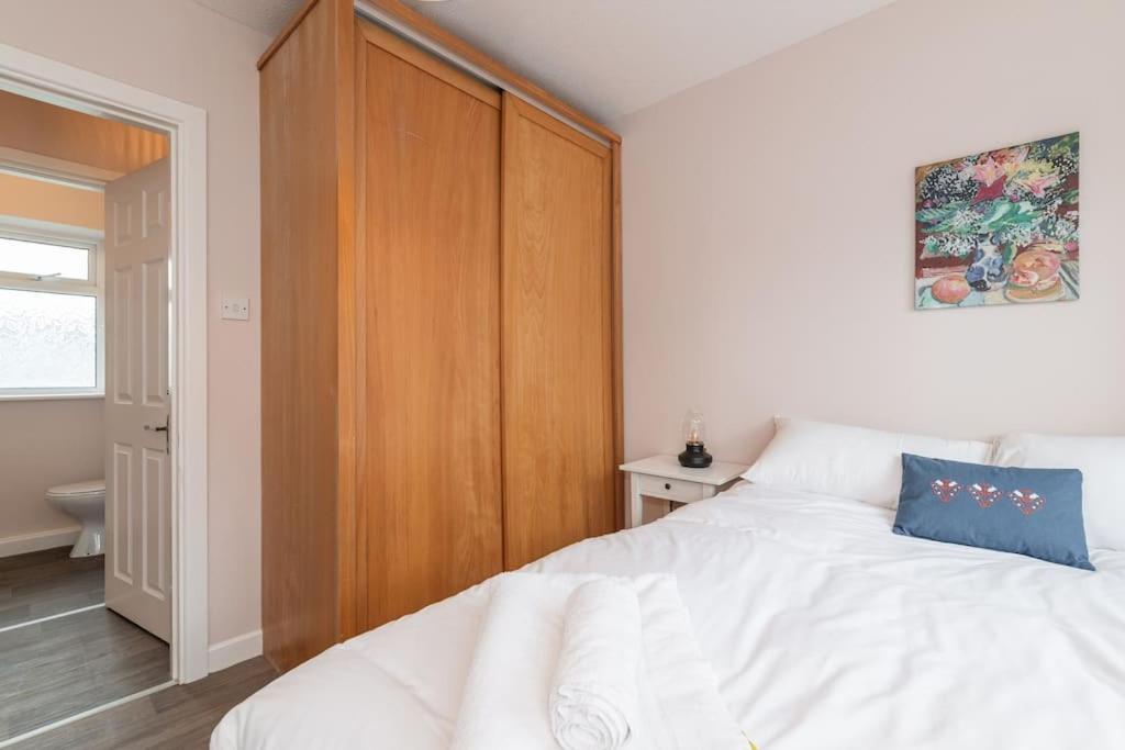Fully Refurb Drogheda Apt7 3Rd Floor Bagian luar foto
