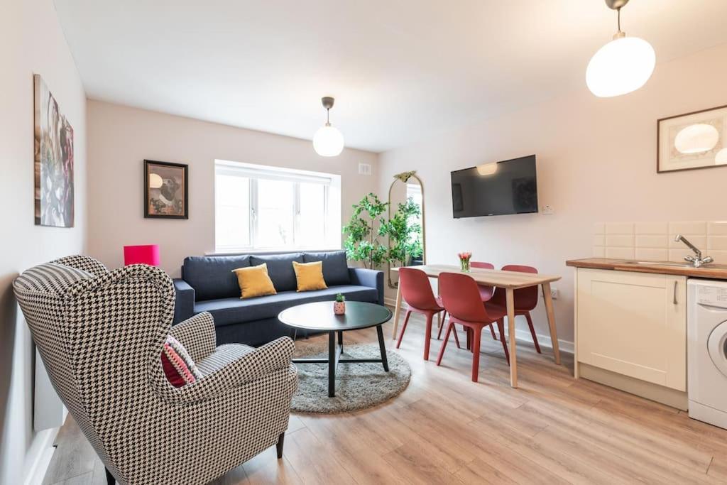 Fully Refurb Drogheda Apt7 3Rd Floor Bagian luar foto